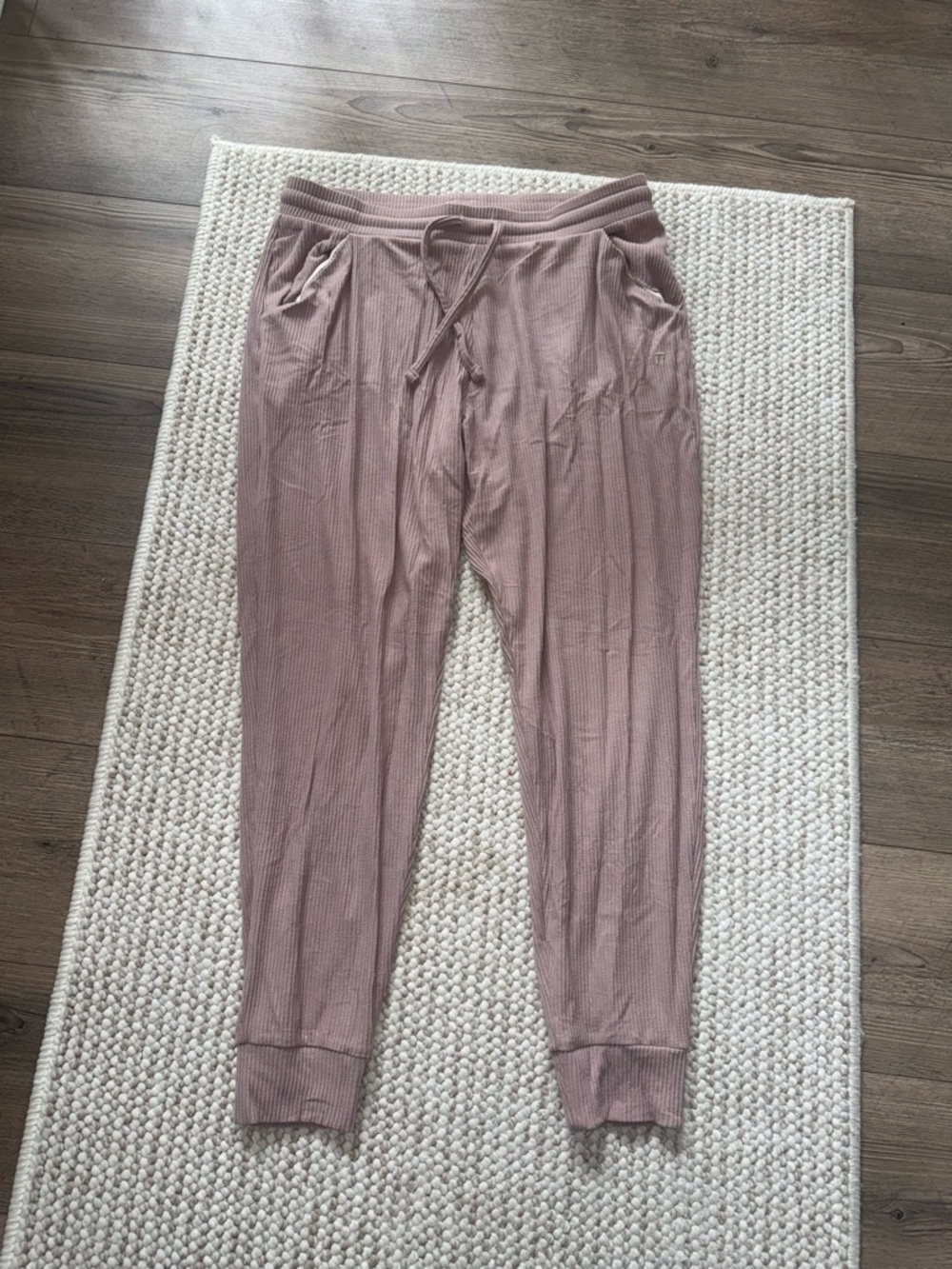 Tommy John Mauve Ribbed Drawstring Joggers